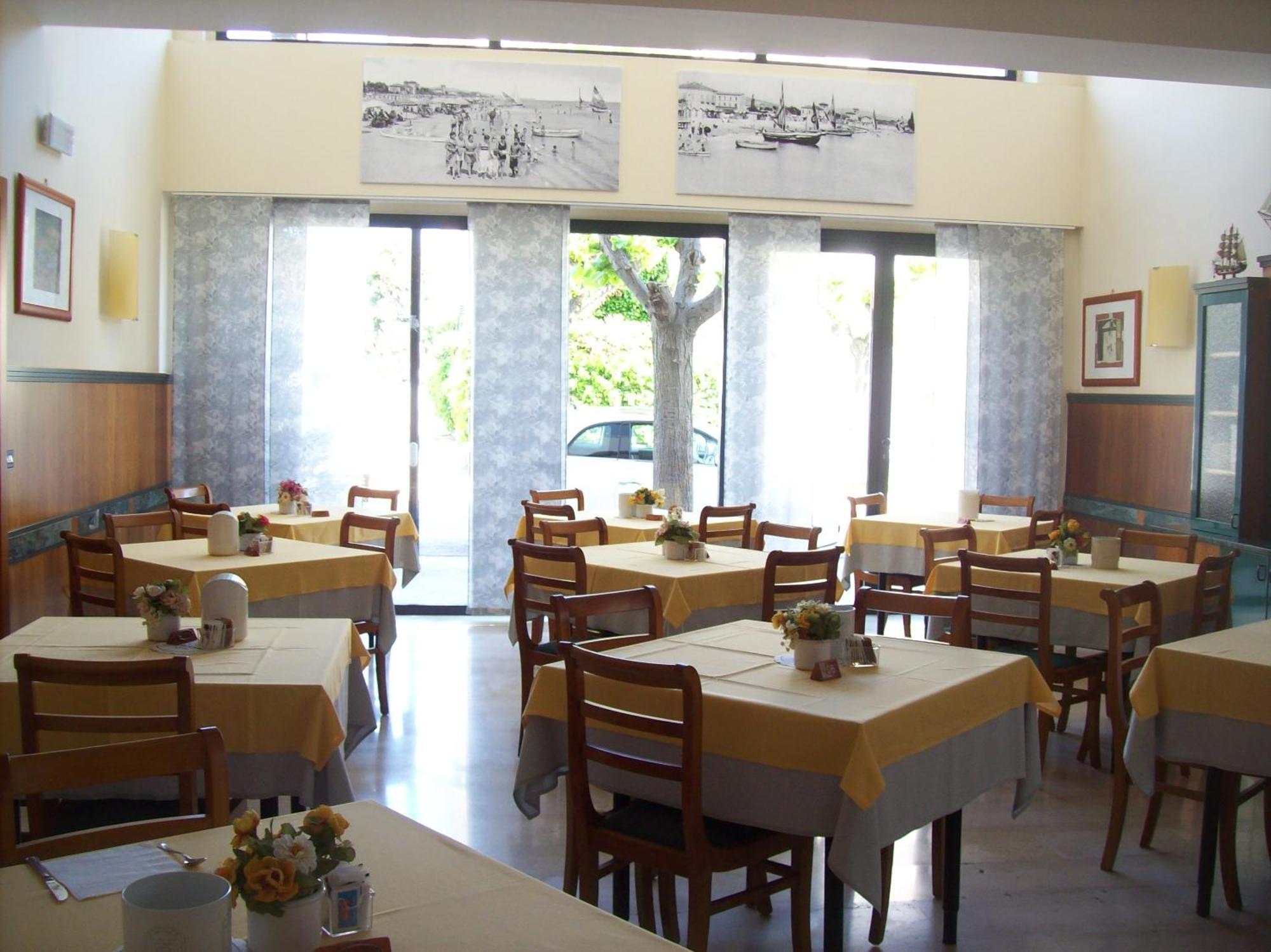 Hotel Sole Giulianova Dış mekan fotoğraf